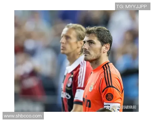 意甲赛场惊现冷门里昂与曼城激战成和引发全场热议