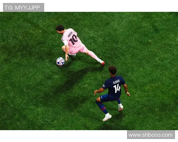 西甲赛场惊现冷门巴黎圣日耳曼狂胜尤文图斯引发全场震撼