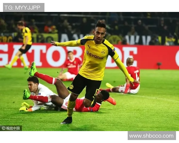 欧冠激战：多特蒙德逆转尤文图斯帽子戏法点燃全场激情