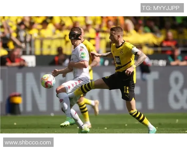 德甲激战：多特蒙德与切尔西互交白卷红牌事件引发全场热议