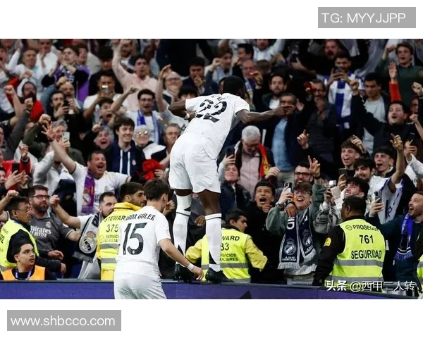 国王杯决赛：皇马绝杀巴萨全场沸腾精彩瞬间回顾