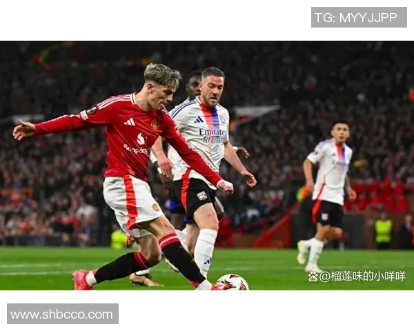 欧联杯惊心动魄大战那不勒斯逆转拜仁上演绝杀好戏