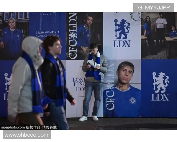 国王杯焦点战切尔西与阿森纳激战成和全场气氛紧张引发热议