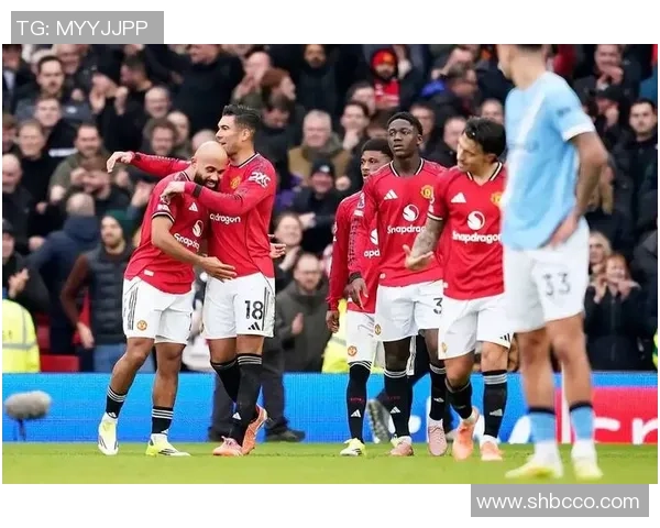 曼联在世界杯中以4-0战胜利物浦补时进球点燃全场激情