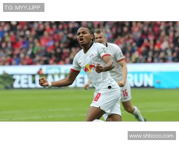 德甲激战巴黎圣日耳曼3-0波尔图红牌事件引发全场热议与转会传闻