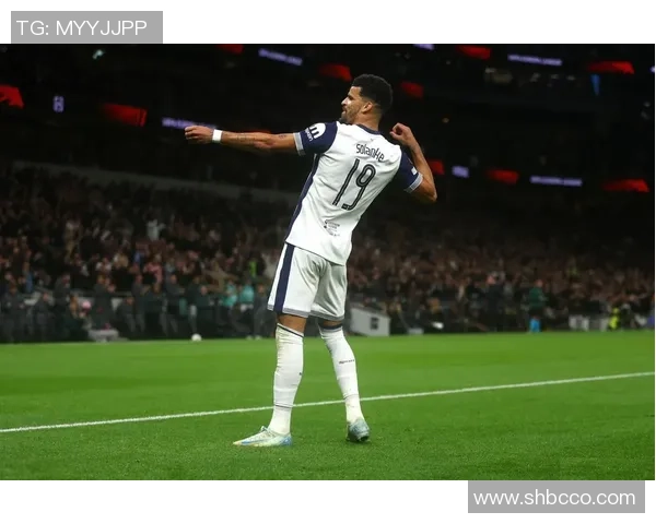 国王杯热刺与里昂激战成平局乌龙球引发全场热议与转会传闻